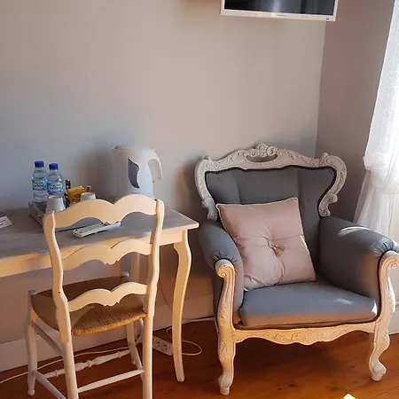 Les Tilleuls Couette-café